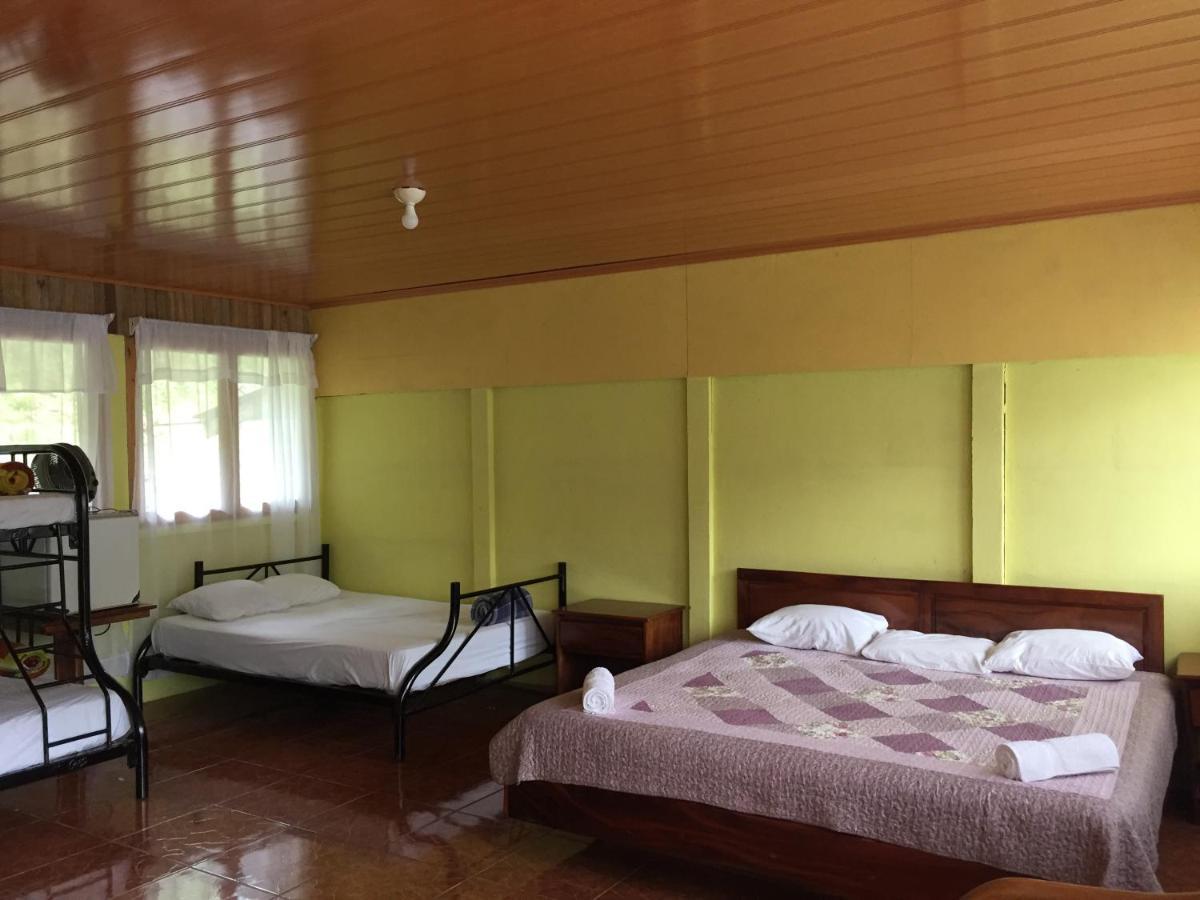 Cabinas Piuri Rio Celeste Exterior photo