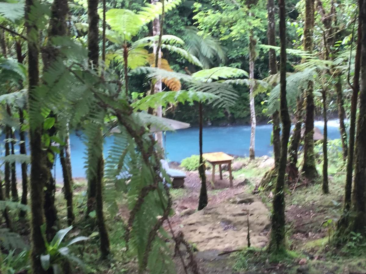 Cabinas Piuri Rio Celeste Exterior photo
