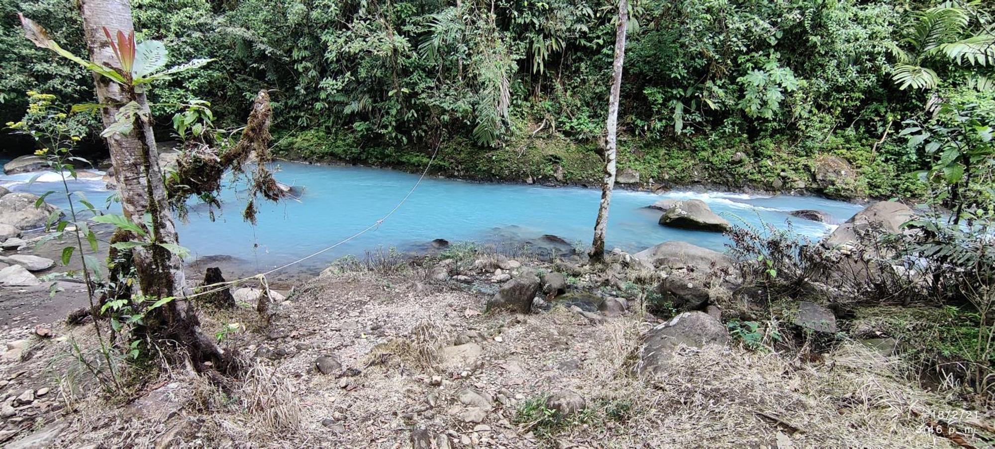 Cabinas Piuri Rio Celeste Exterior photo